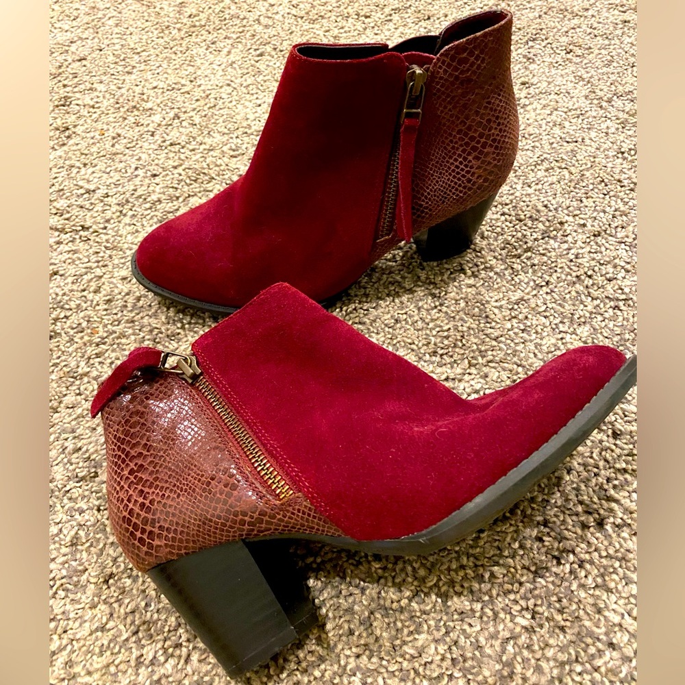 Vionic Women’s Booties. Euc - image 1